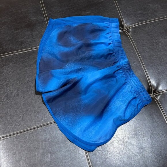 Nike Women's Dri-FIT Tempo Printed Running Shorts - Picture 12 of 14